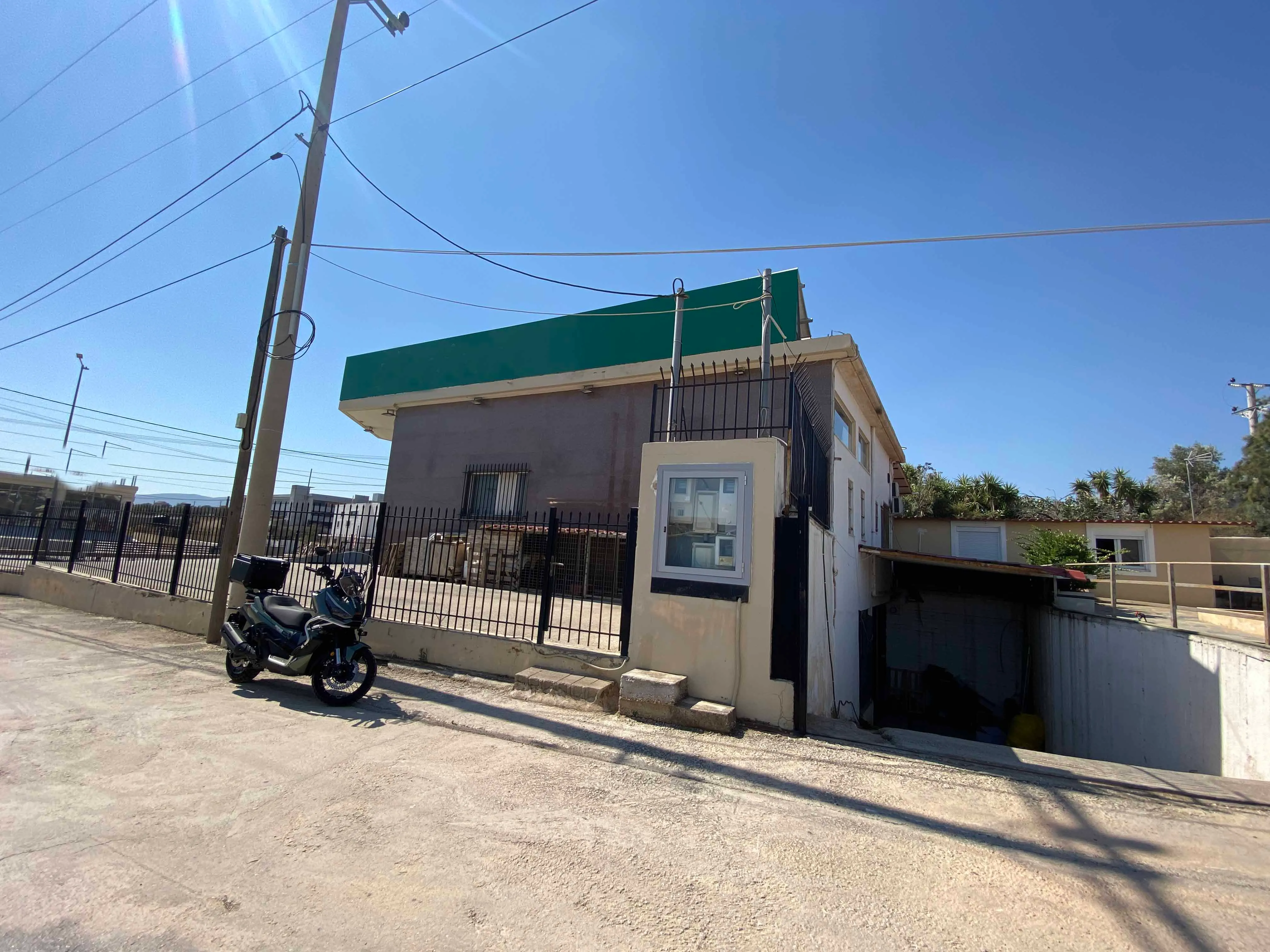 Warehouse 380m²  - 2