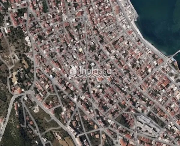 Οικόπεδο 204τ.μ.  - 2