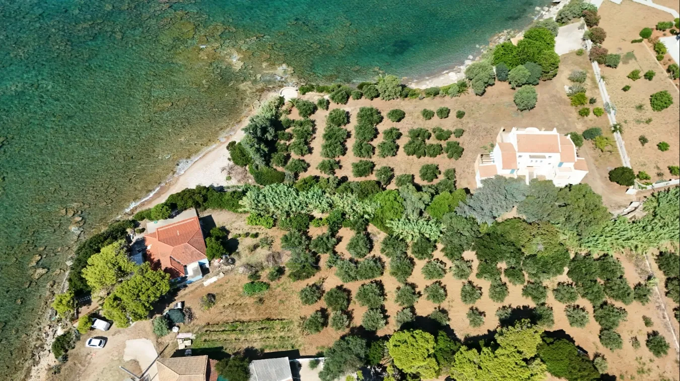 Αυτόνομο κτήριο κατοικιών 120τ.μ.  - 4