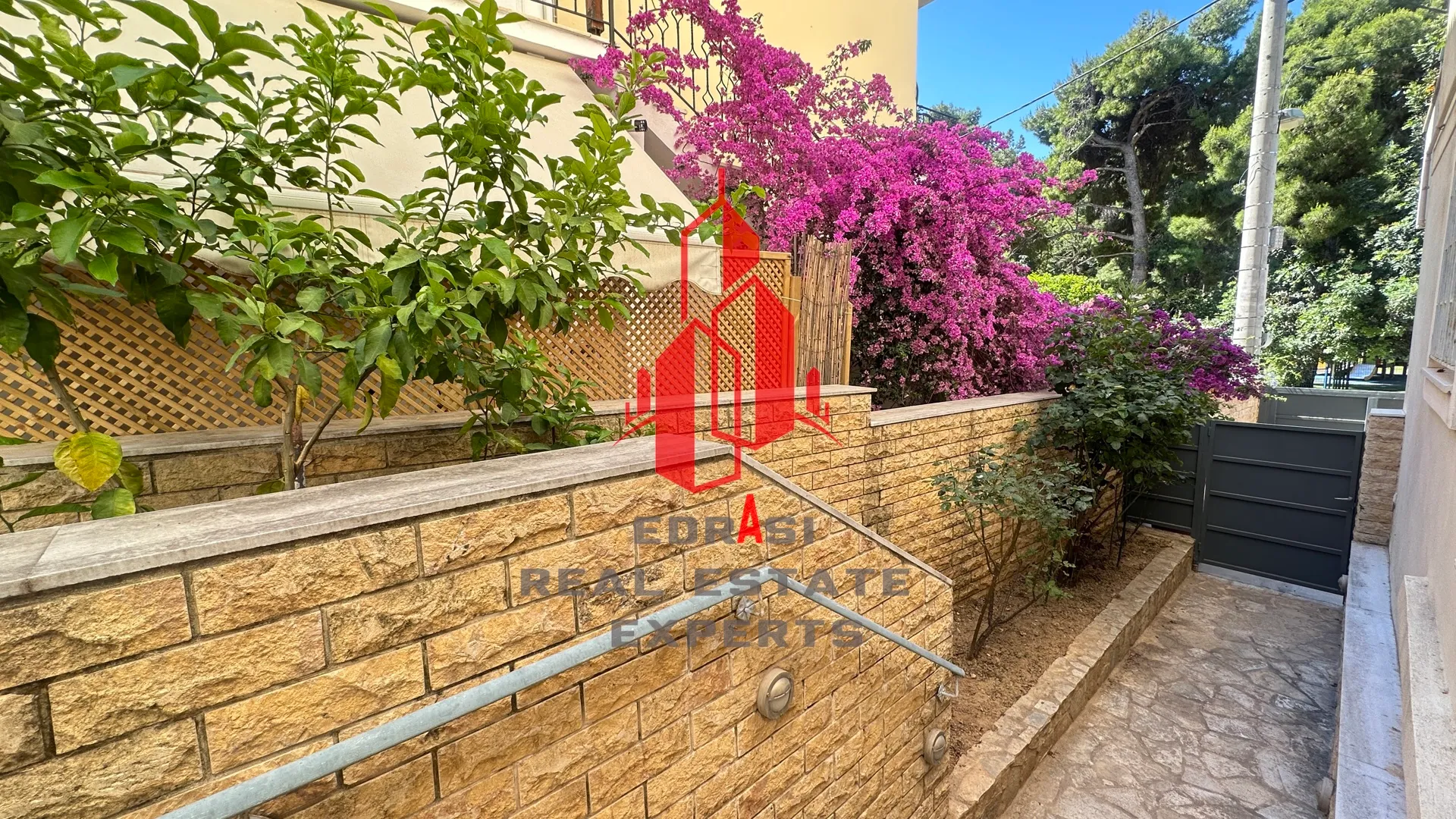 Διαμέρισμα 126τ.μ.  - 3