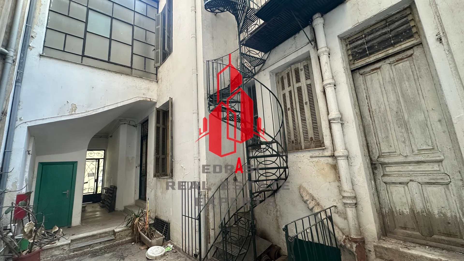 Αυτόνομο κτήριο κατοικιών 230τ.μ.  - 3