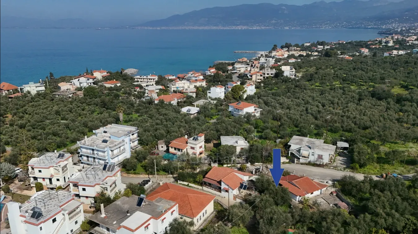 Land Parcel 305m²  - 3