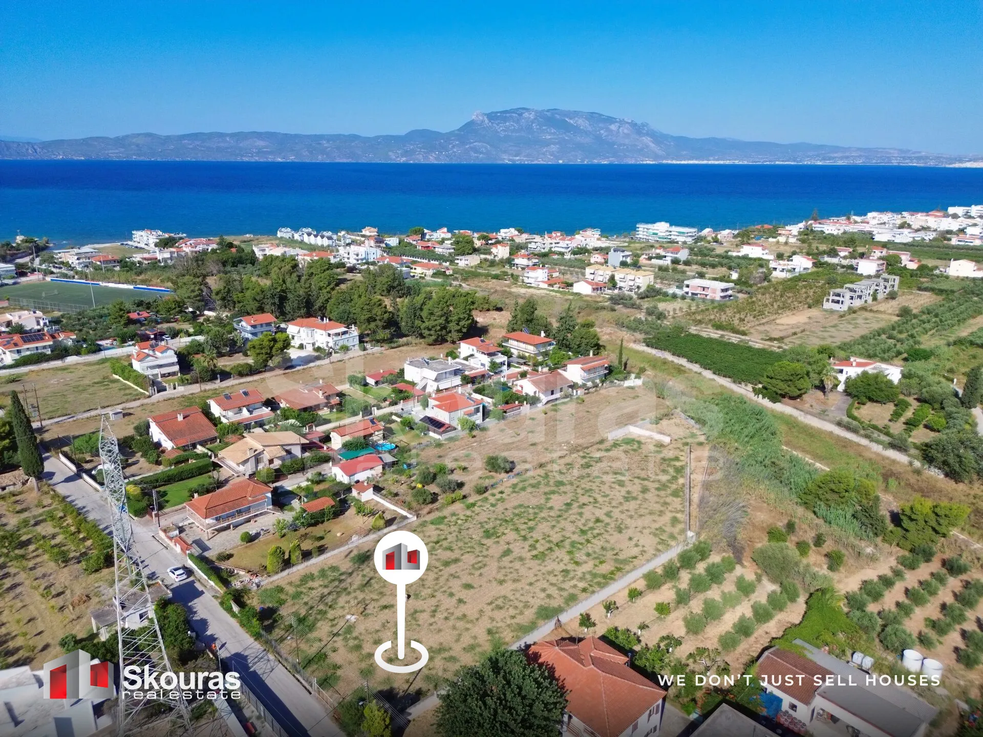 Οικόπεδο 830τ.μ.  - 2