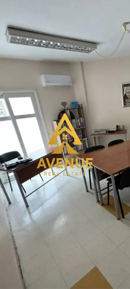 Office 110m²  - 3