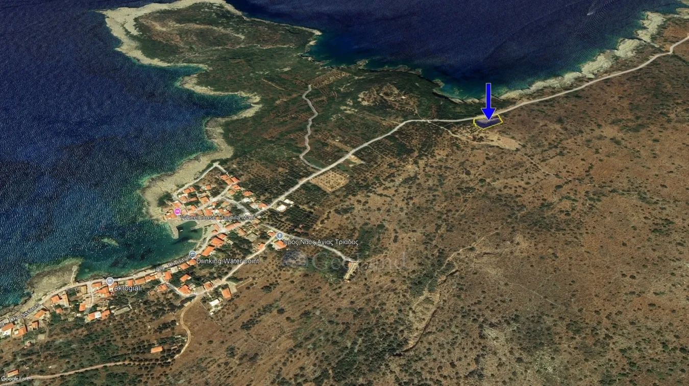 Land Parcel 1210m²  - 3