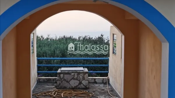 Standalone residential building 315m²  - 4