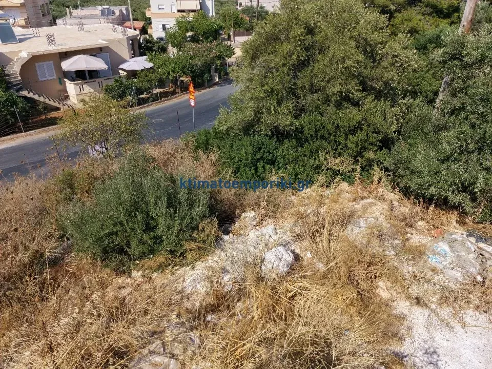Οικόπεδο 438τ.μ.  - 3
