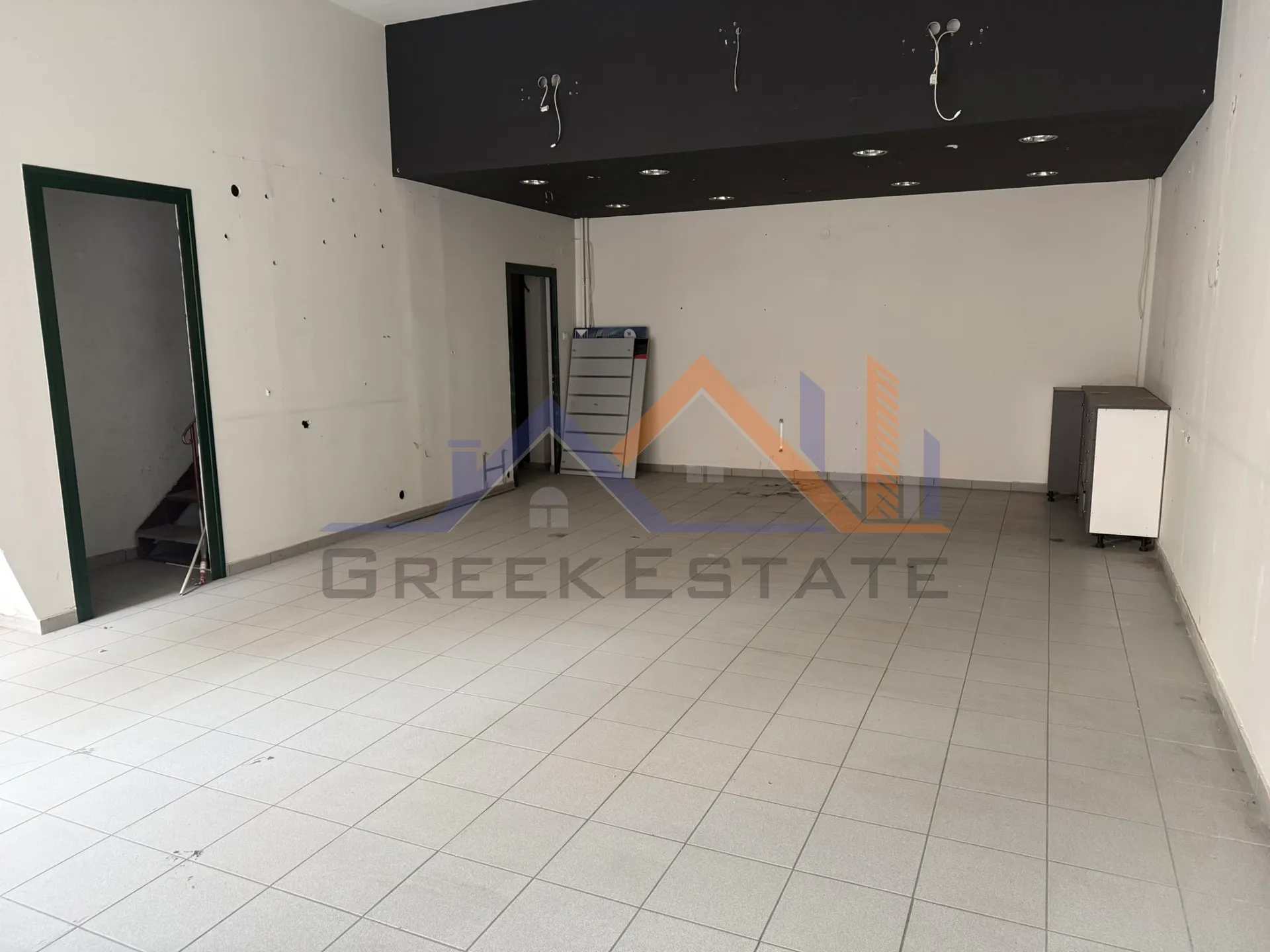 Κατάστημα 60τ.μ.  - 3