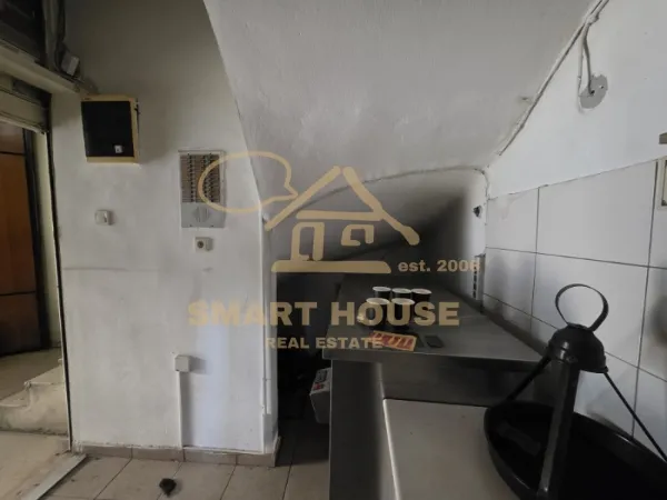 Shop 8m²  - 3