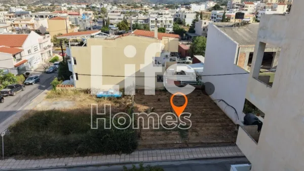 Plot 233m²  - 2