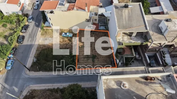 Plot 233m²  - 3