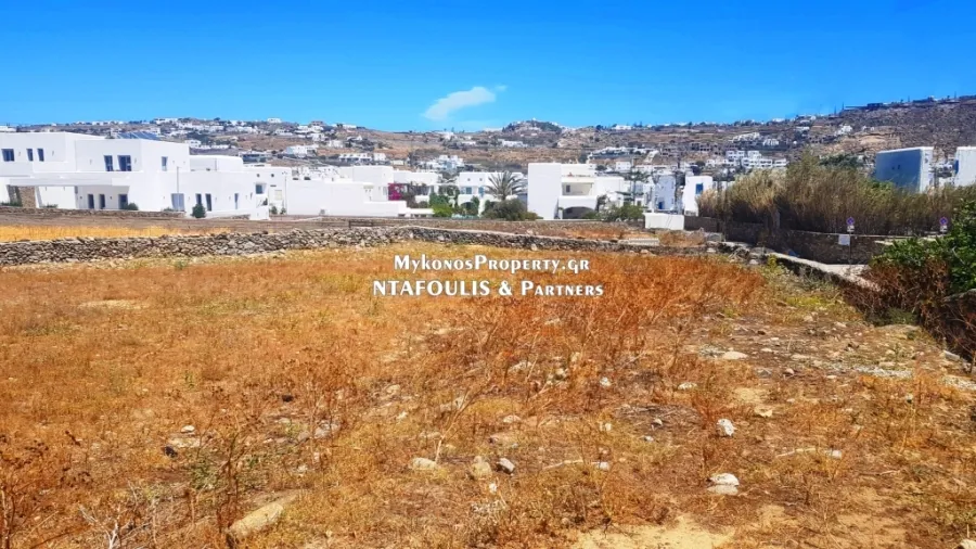 Plot 2300m²  - 3