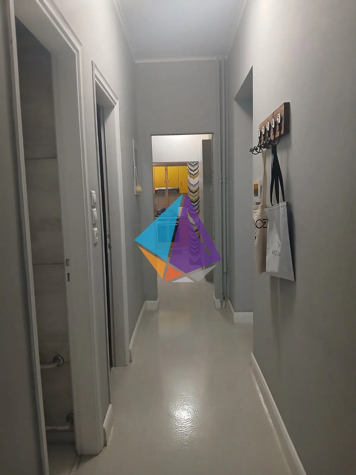 Office 97m²  - 5