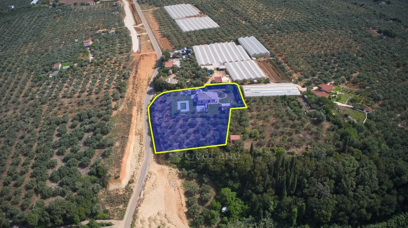 Μονοκατοικία 180τ.μ.  - 2
