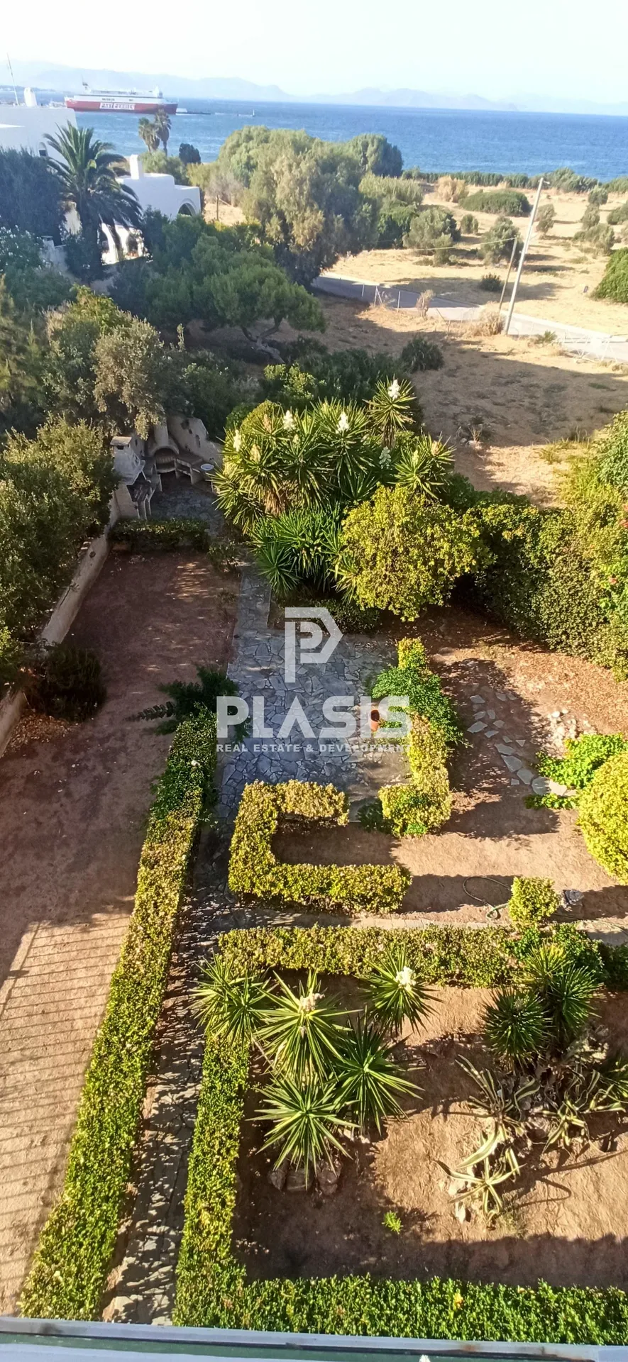 Standalone residential building 510m²  - 4