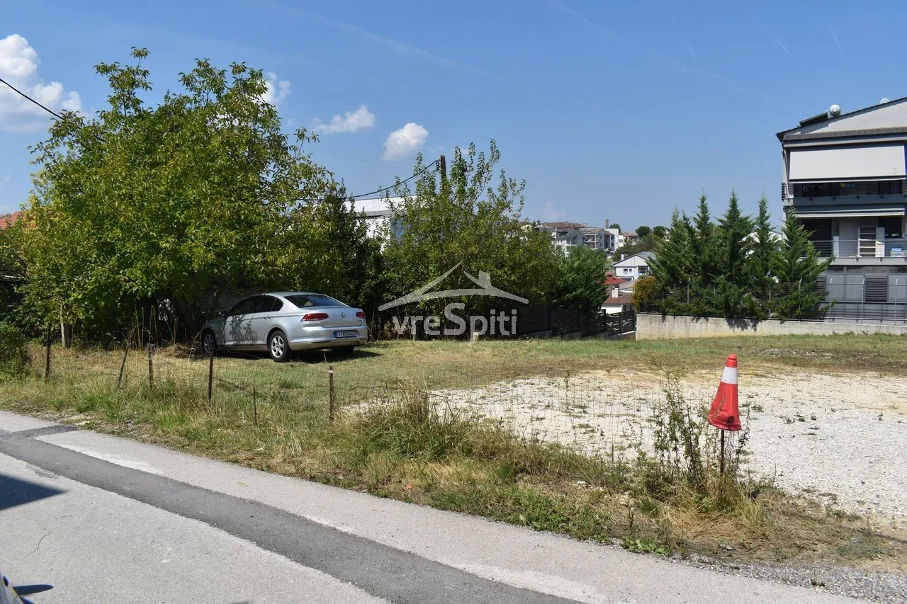 Οικόπεδο 673τ.μ.  - 2