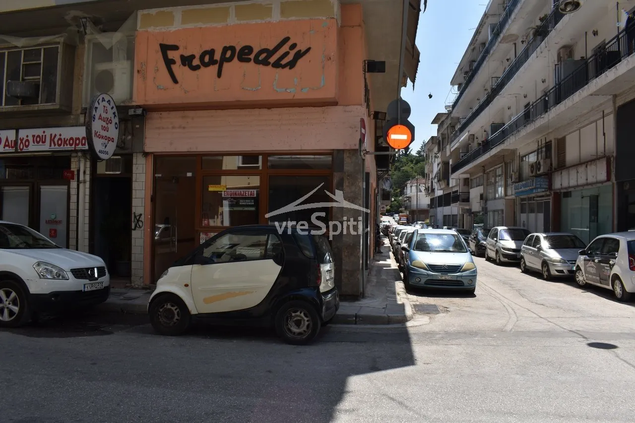 Κατάστημα 90τ.μ.  - 3