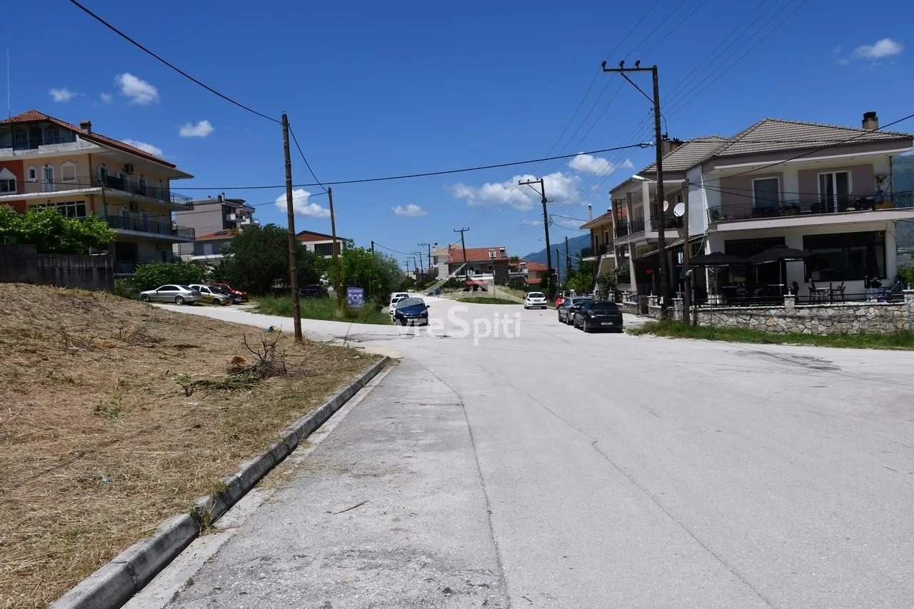Οικόπεδο 398τ.μ.  - 4