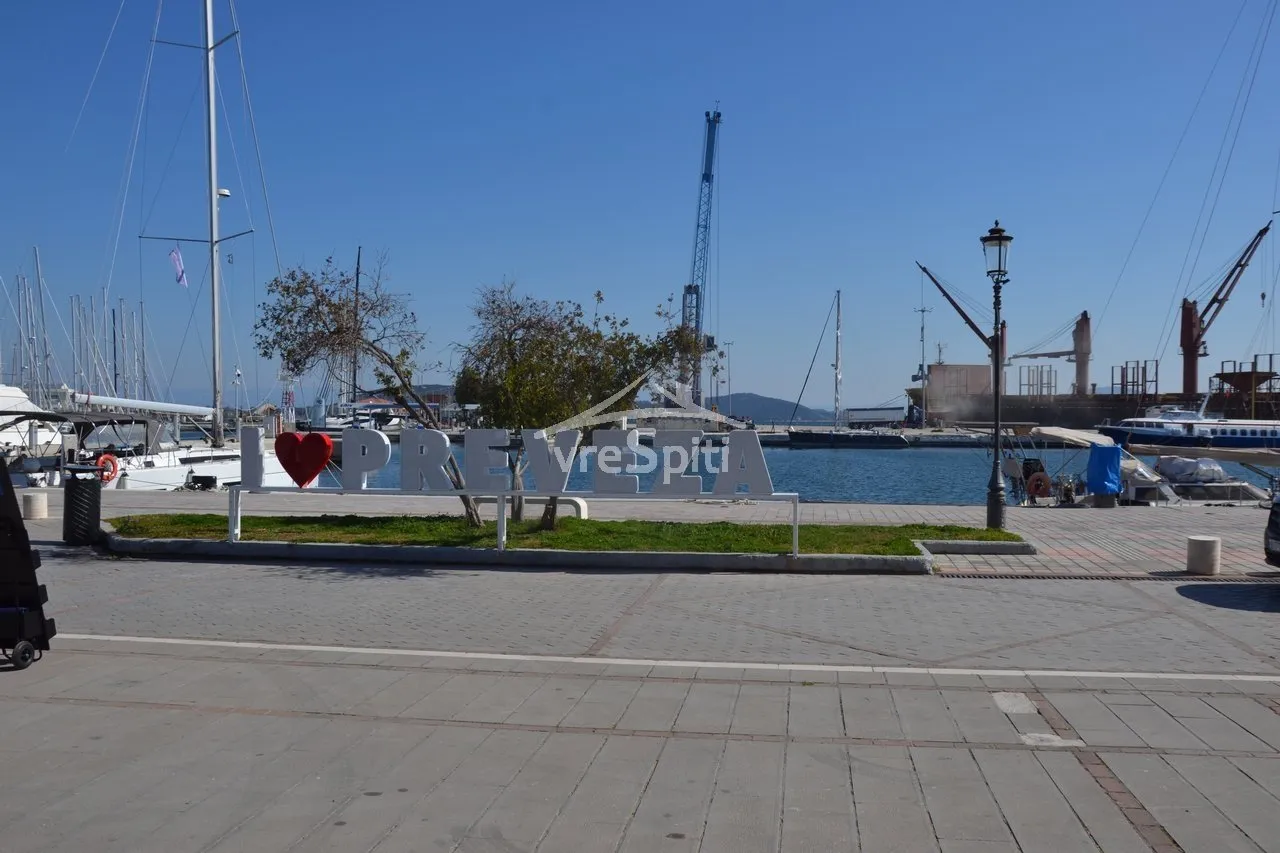 Οικόπεδο 415τ.μ.  - 2