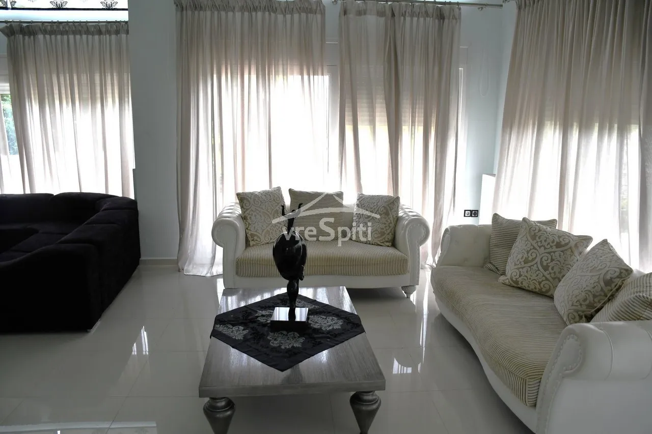 Detached house 450m²  - 4