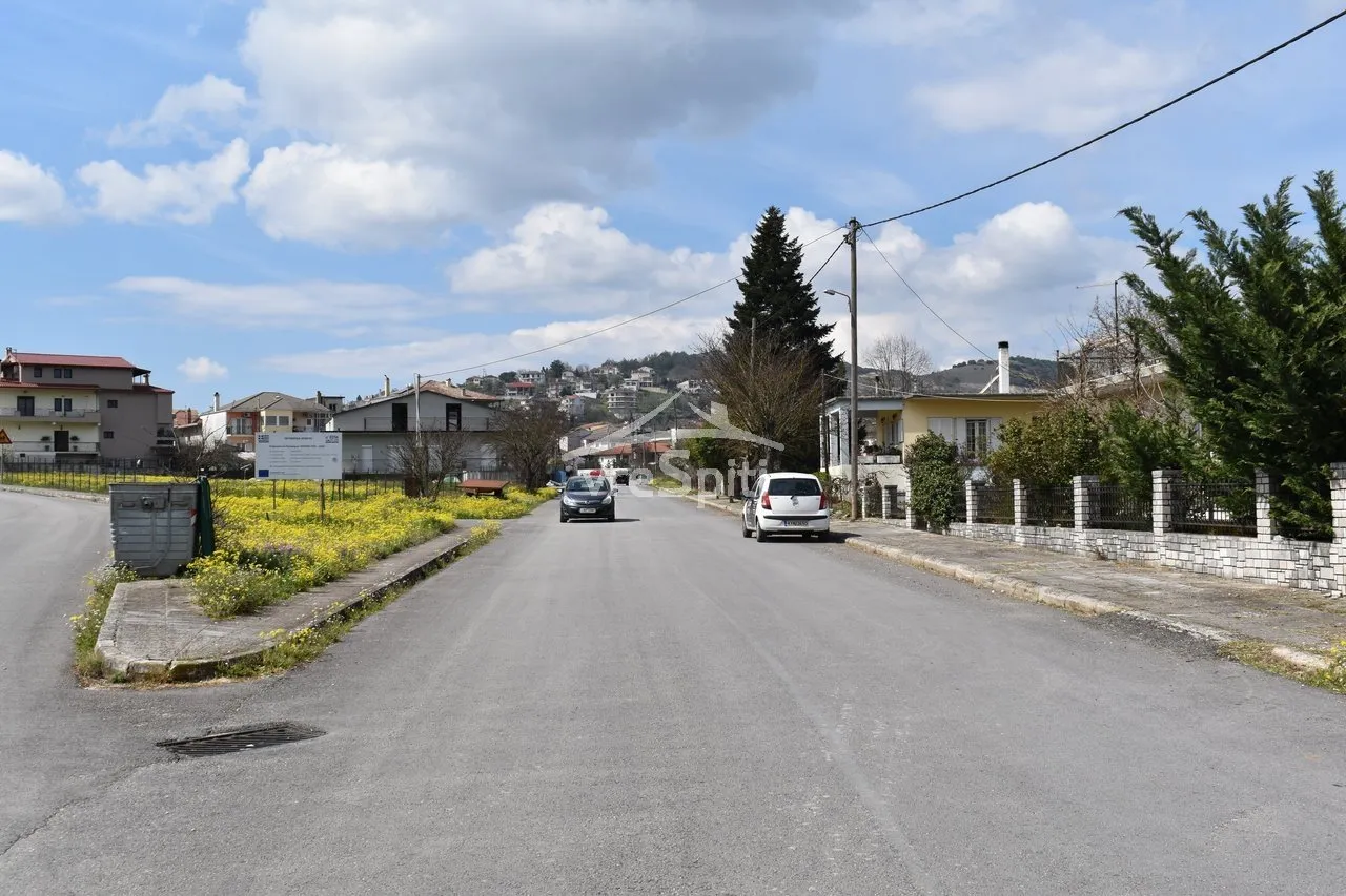 Plot 400m²  - 3