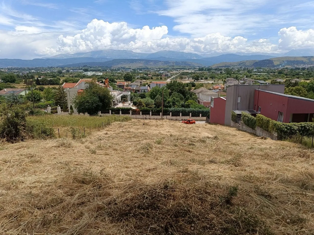 Plot 518m²  - 3