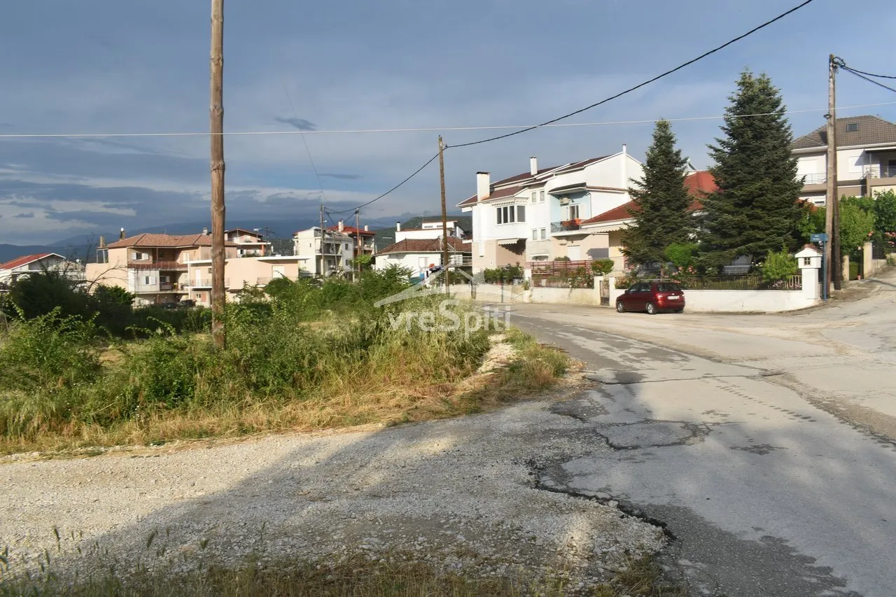 Plot 329m²  - 2