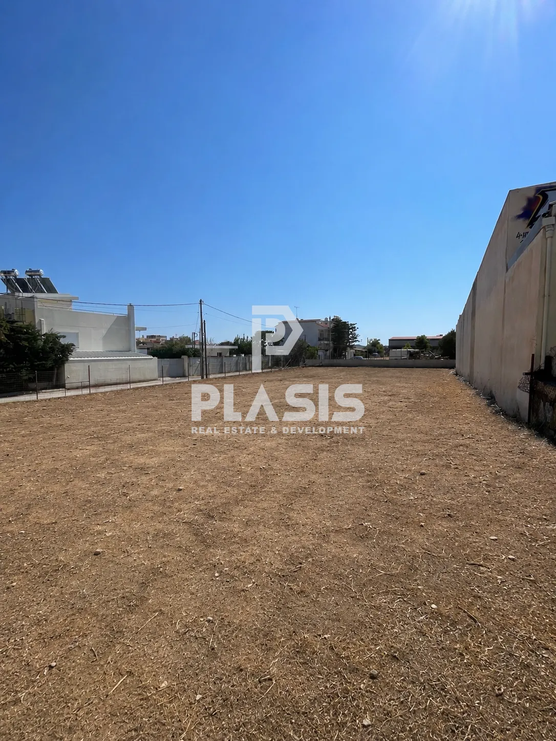 Plot 1000m²  - 2