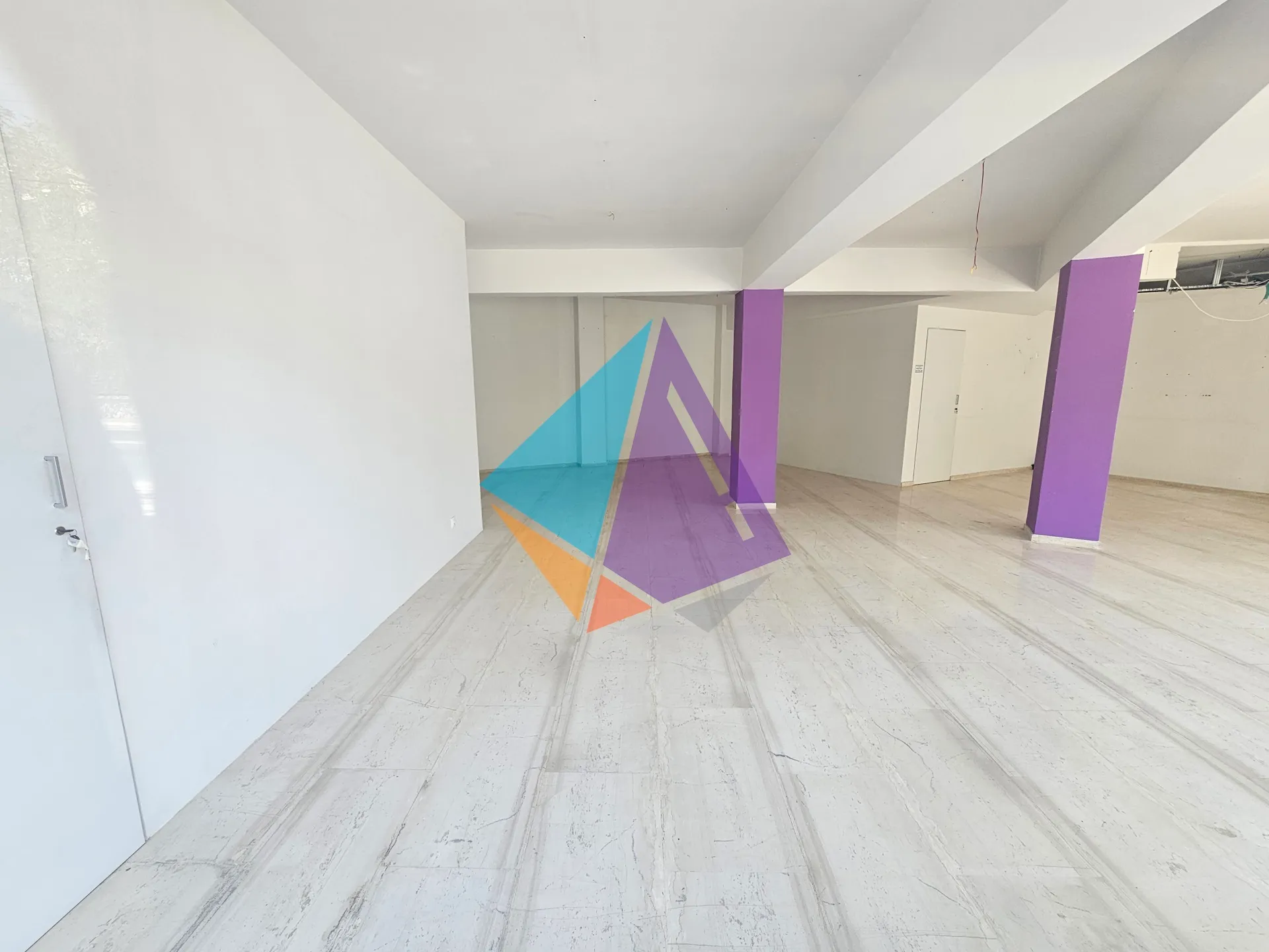 Shop 120m²  - 5