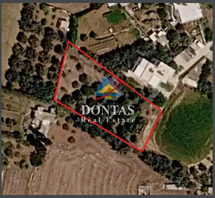 Plot 1075m²  - 3