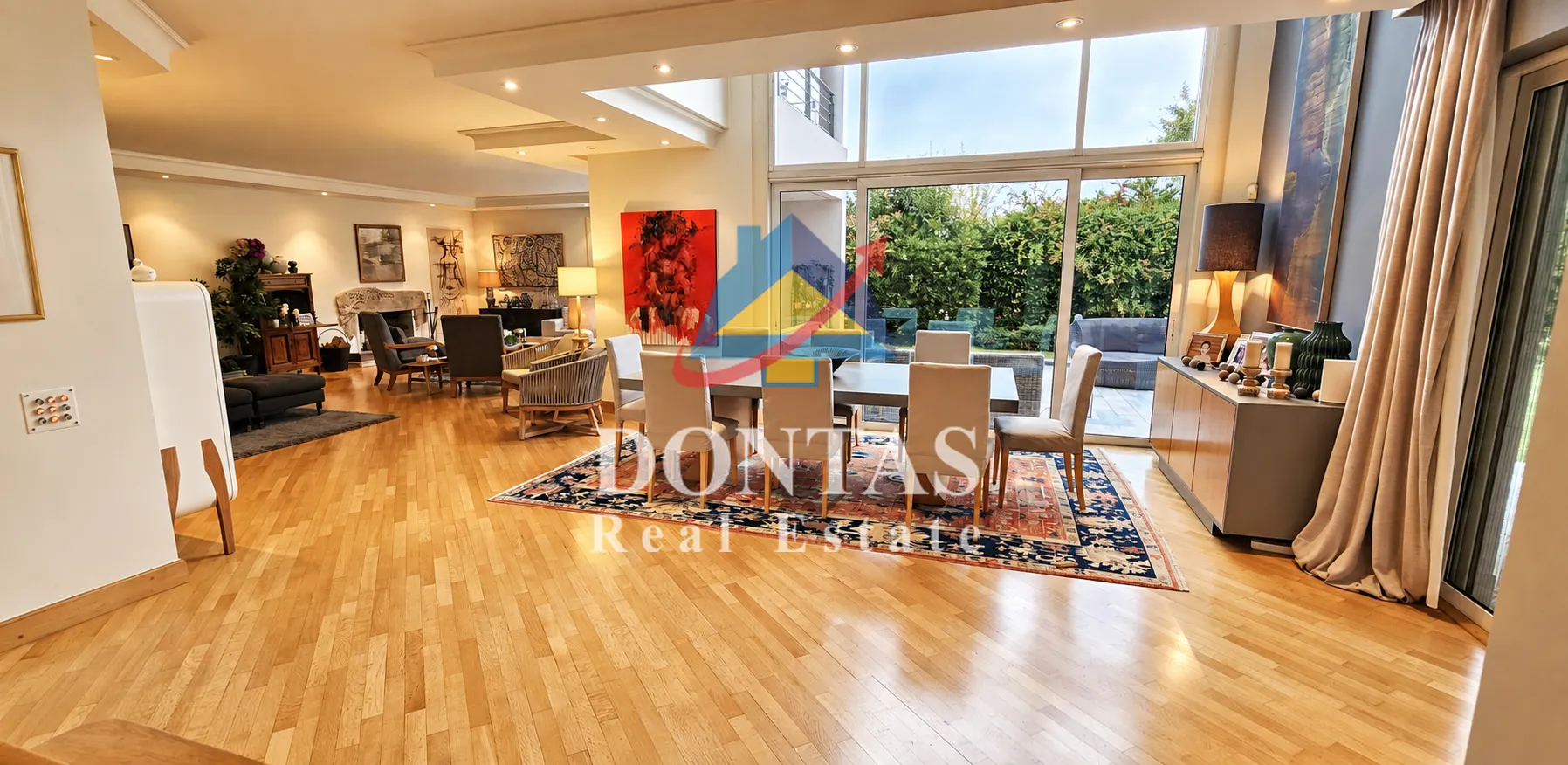 Detached house 680m²  - 2
