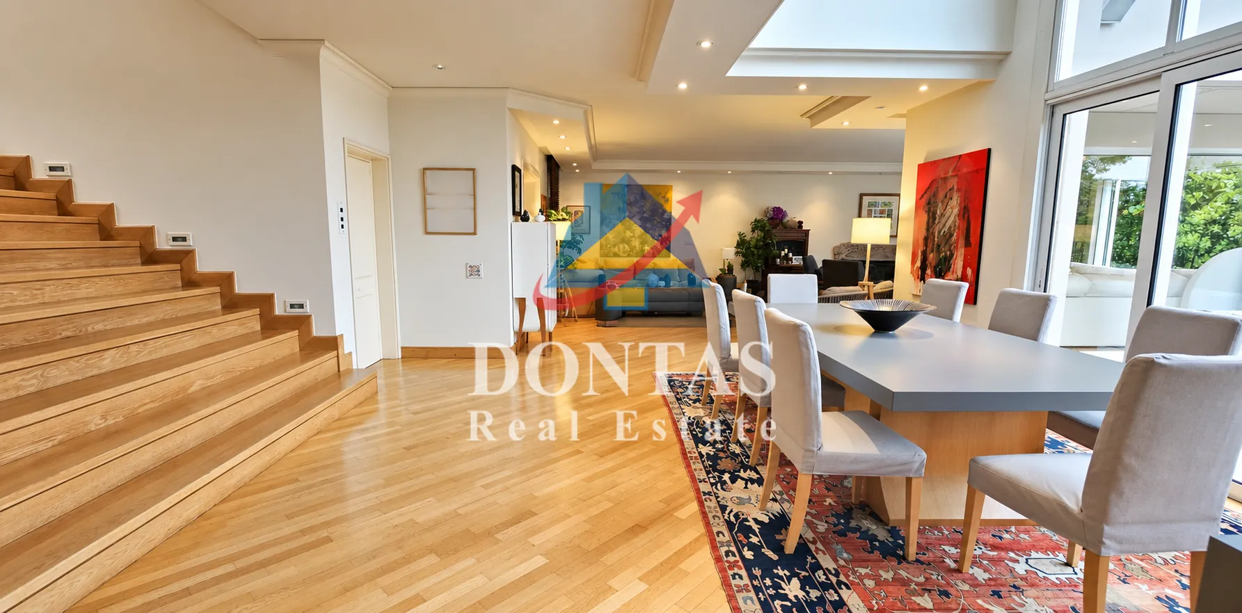 Detached house 680m²  - 4