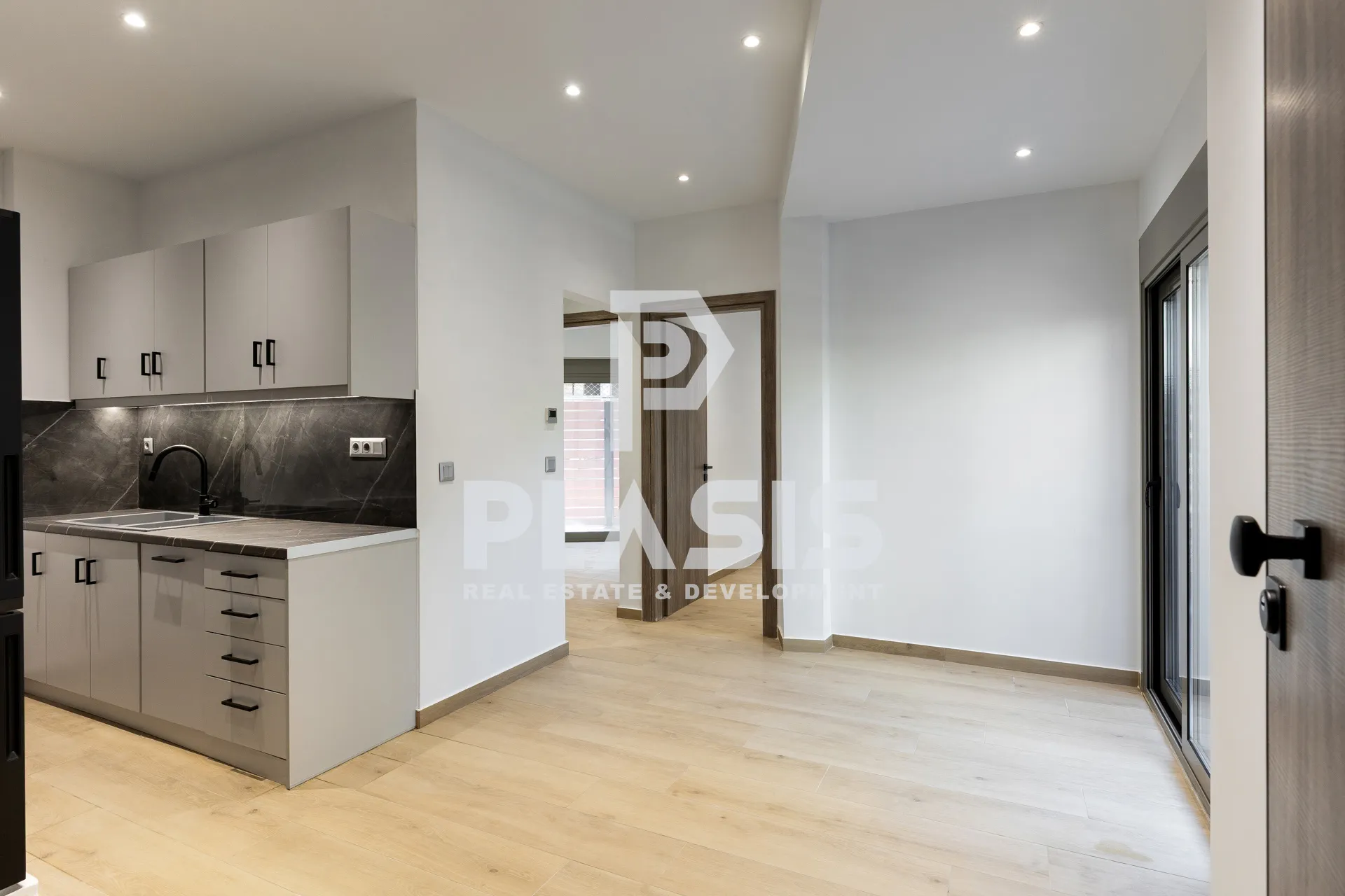 Standalone office building 310m²  - 3
