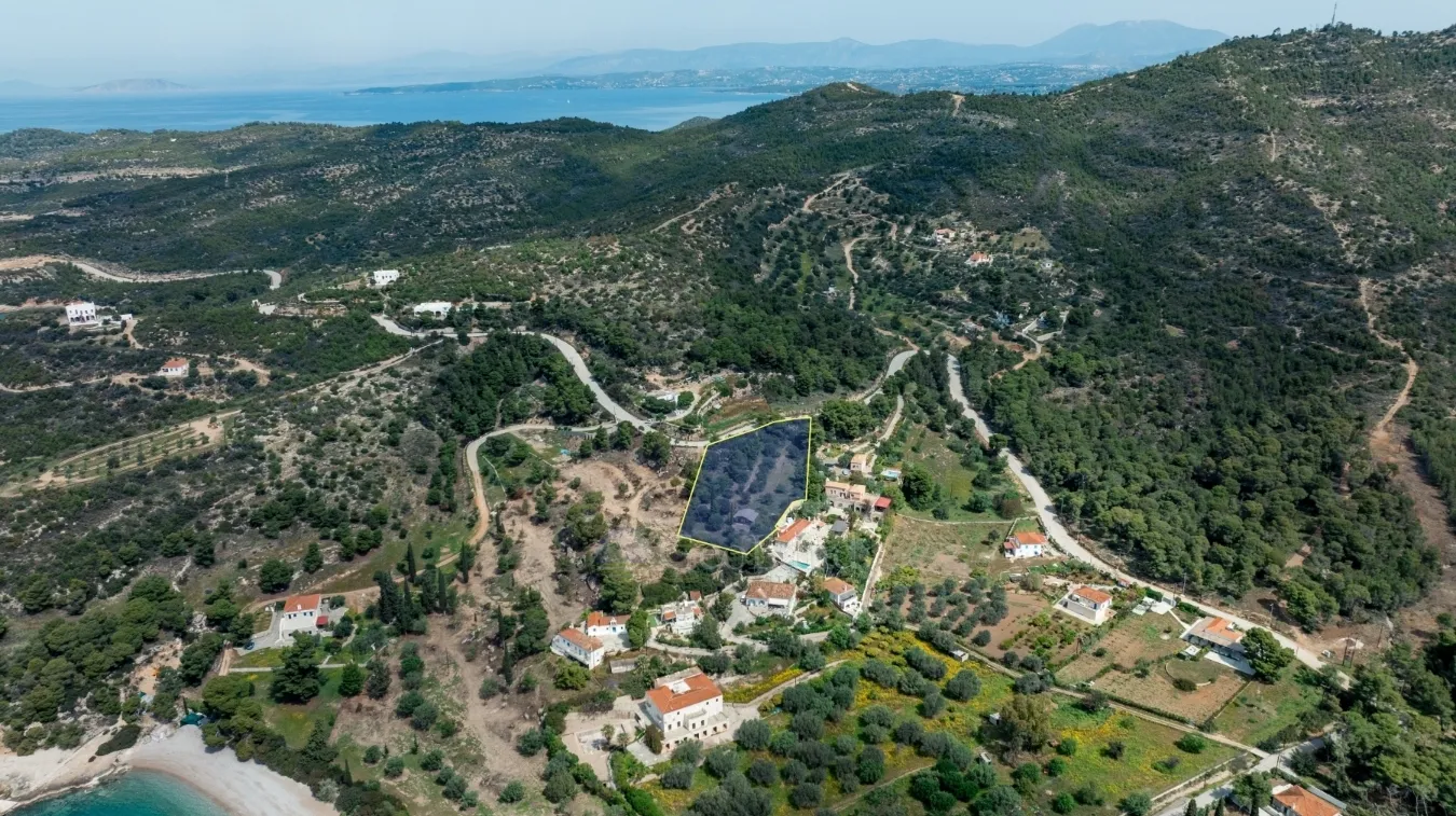 Αγροτεμάχιο 4480τ.μ.  - 5