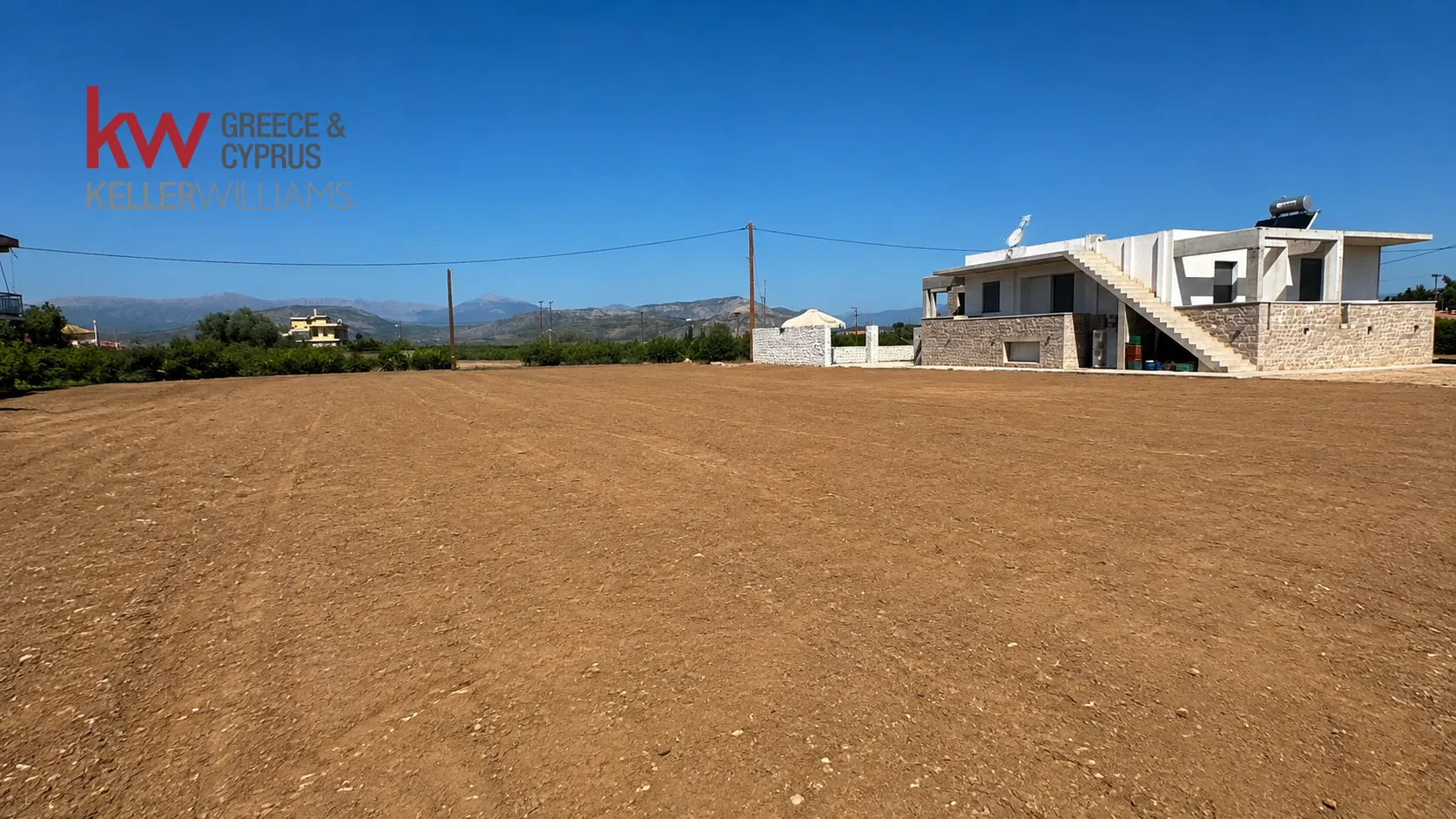 Plot 844m²  - 5