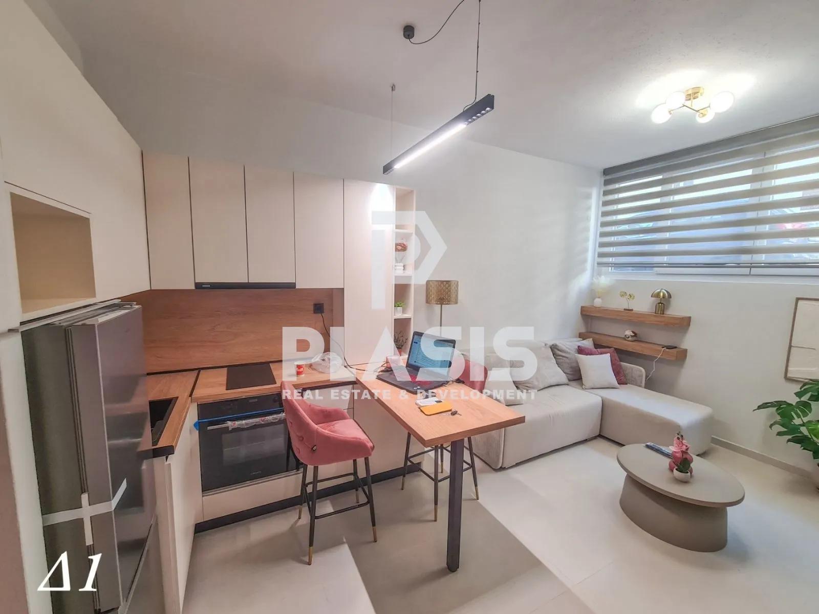 Standalone residential building 200m²  - 2