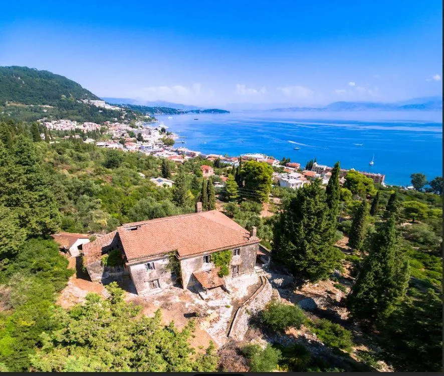 Αγροτεμάχιο 73000τ.μ.  - 3
