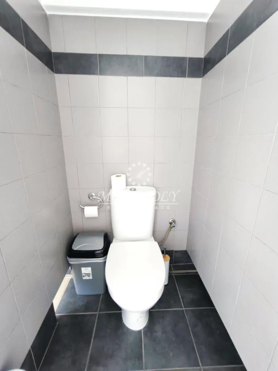 Office 301m²  - 4