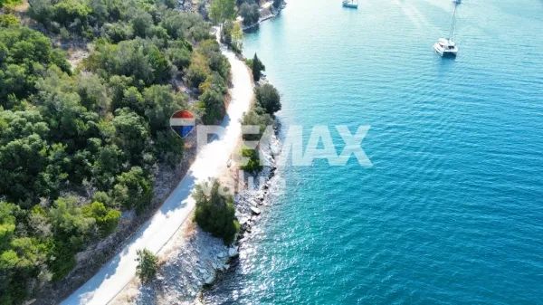 Αγροτεμάχιο 4600τ.μ.  - 3