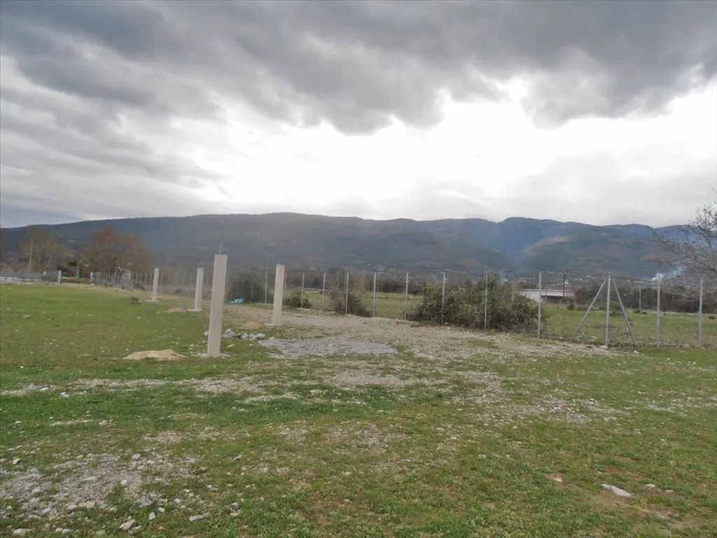 Οικόπεδο 1200τ.μ.  - 3