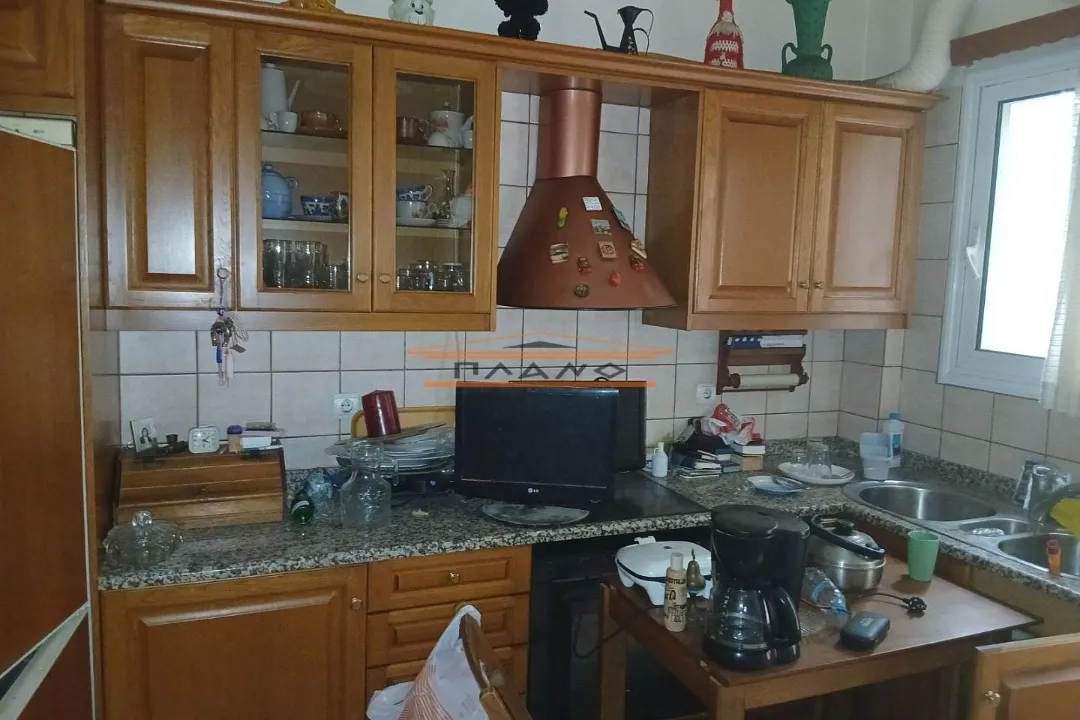 Αυτόνομο κτήριο κατοικιών 280τ.μ.  - 2