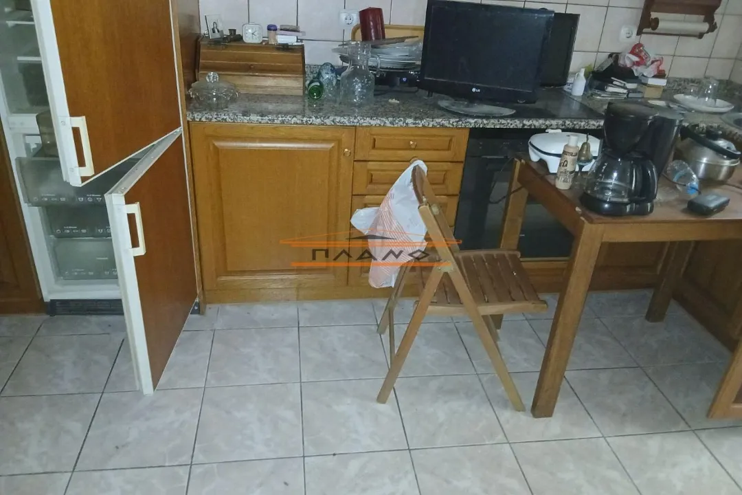 Αυτόνομο κτήριο κατοικιών 280τ.μ.  - 3
