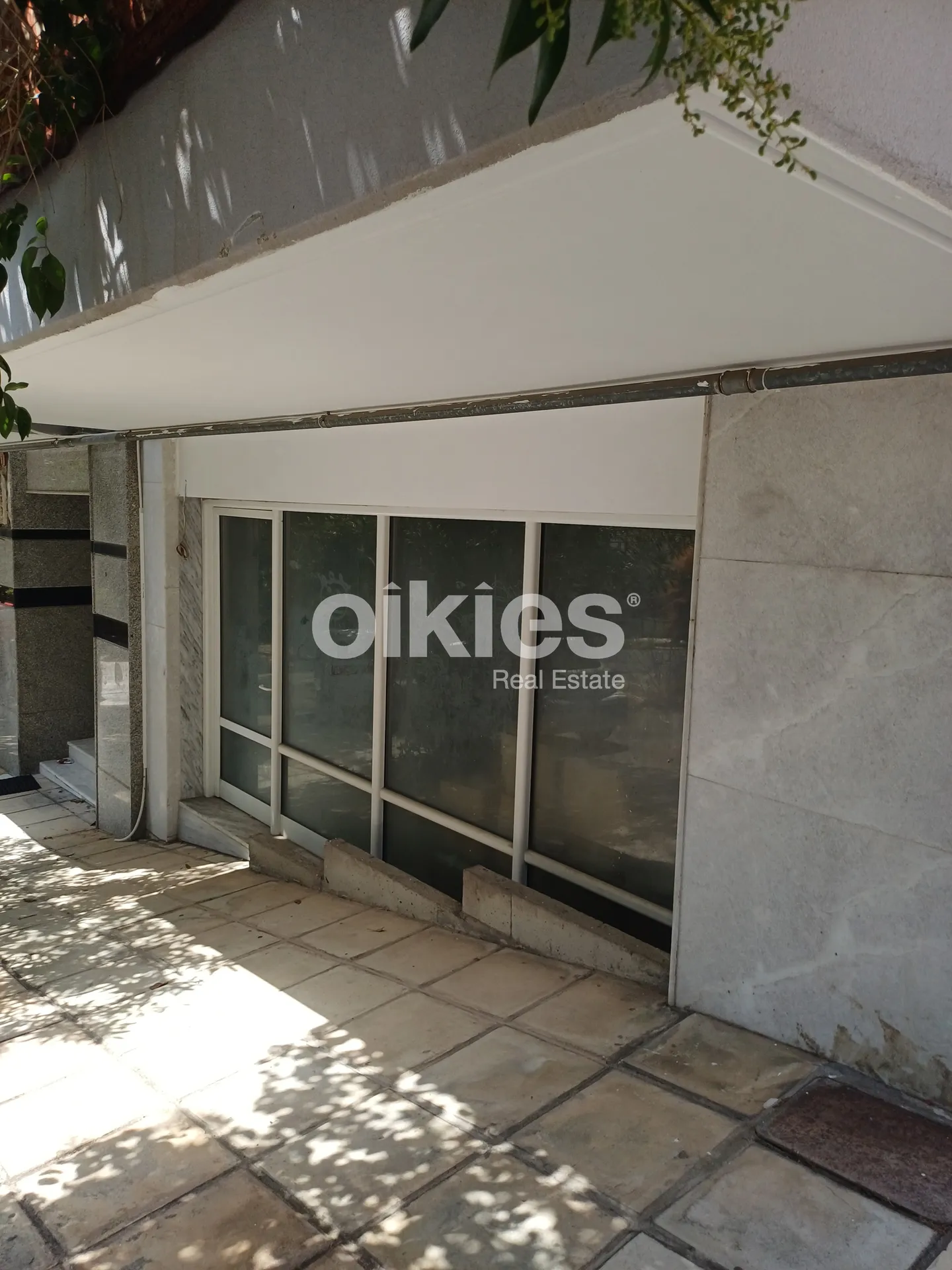 Κατάστημα 90τ.μ.  - 2