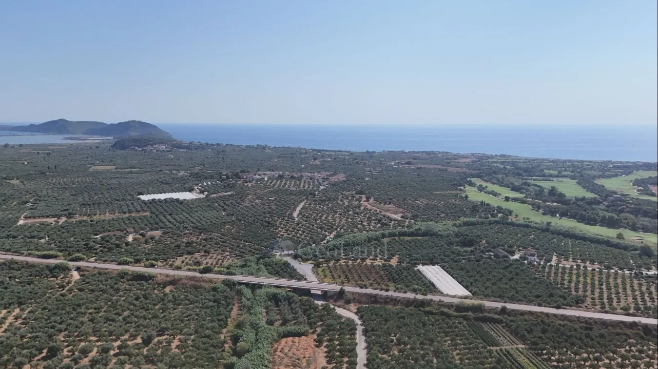 Οικόπεδο 4061τ.μ.  - 4