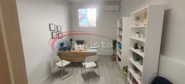 Κατάστημα 142τ.μ.  - 3