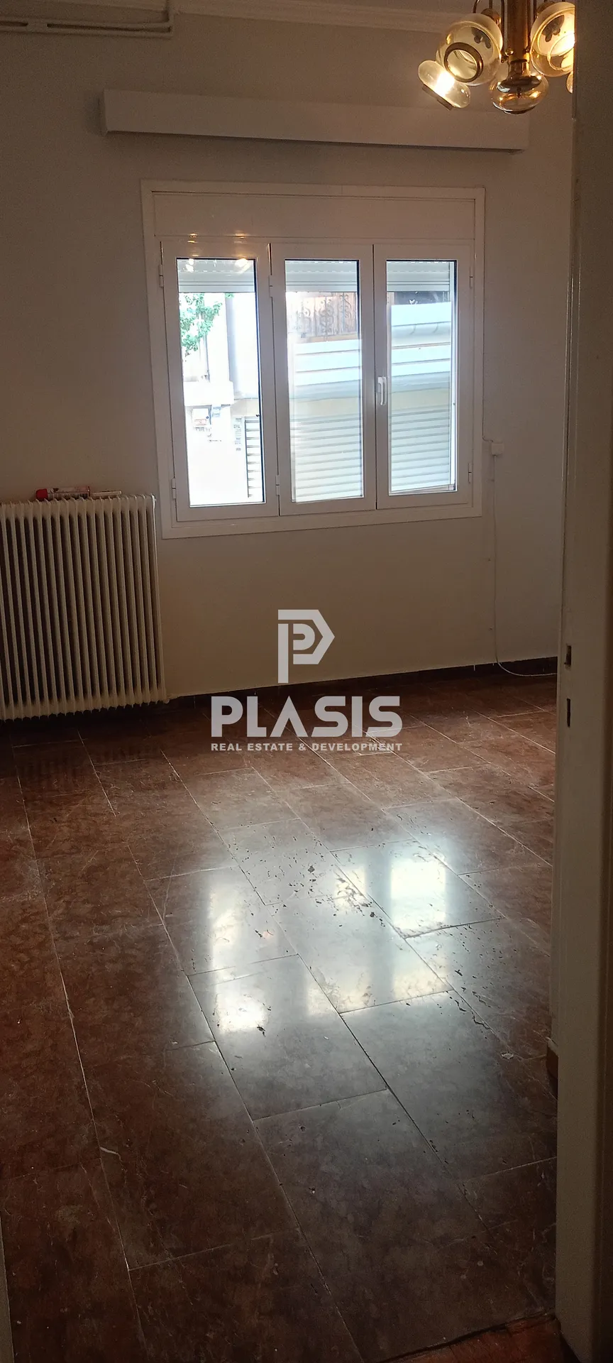 Standalone residential building 194m²  - 2
