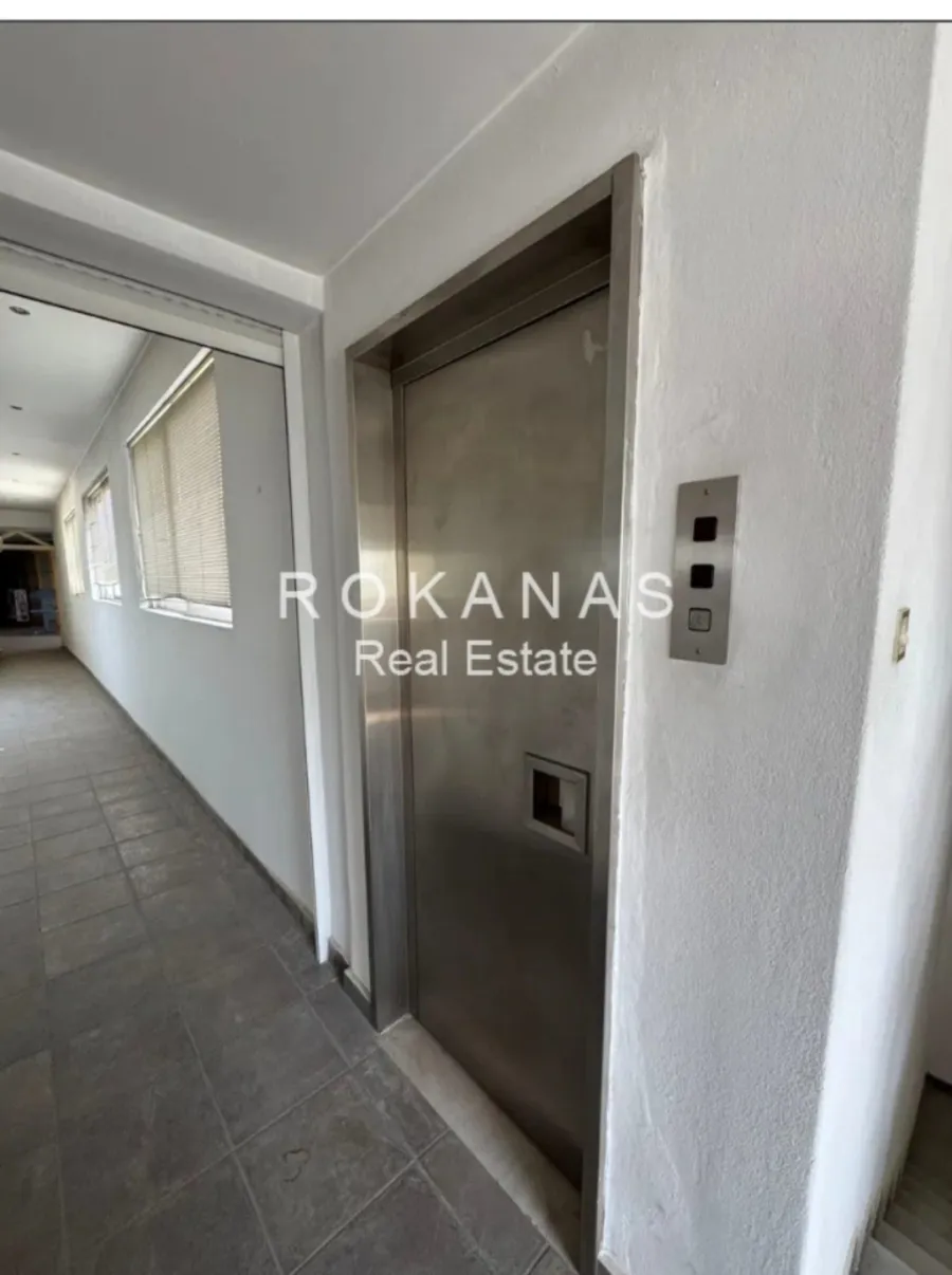 Αυτόνομο κτήριο γραφείων 3217τ.μ.  - 3