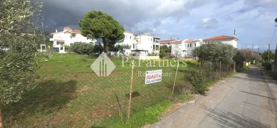 Plot 879m²  - 4