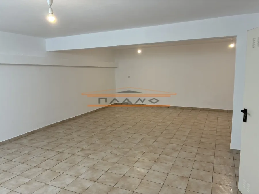 Αποθήκη 30τ.μ.  - 3