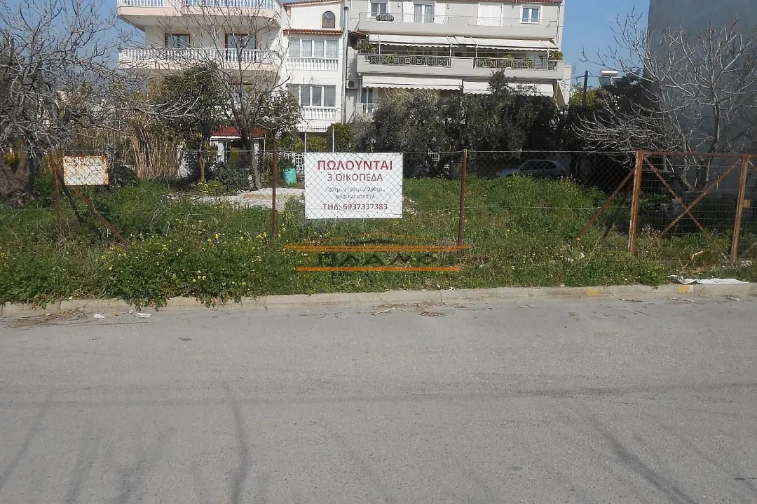 Οικόπεδο 610τ.μ.  - 5